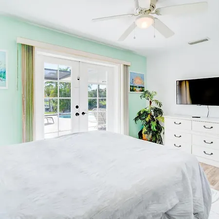 Cozy 60'S Home, City & Canal Located Cape Coral Exterior foto